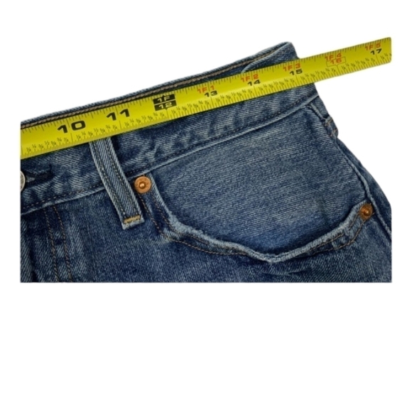 Levi’s Distressed Raw Hem Mini Skirt Size 29 - Picture 3 of 8